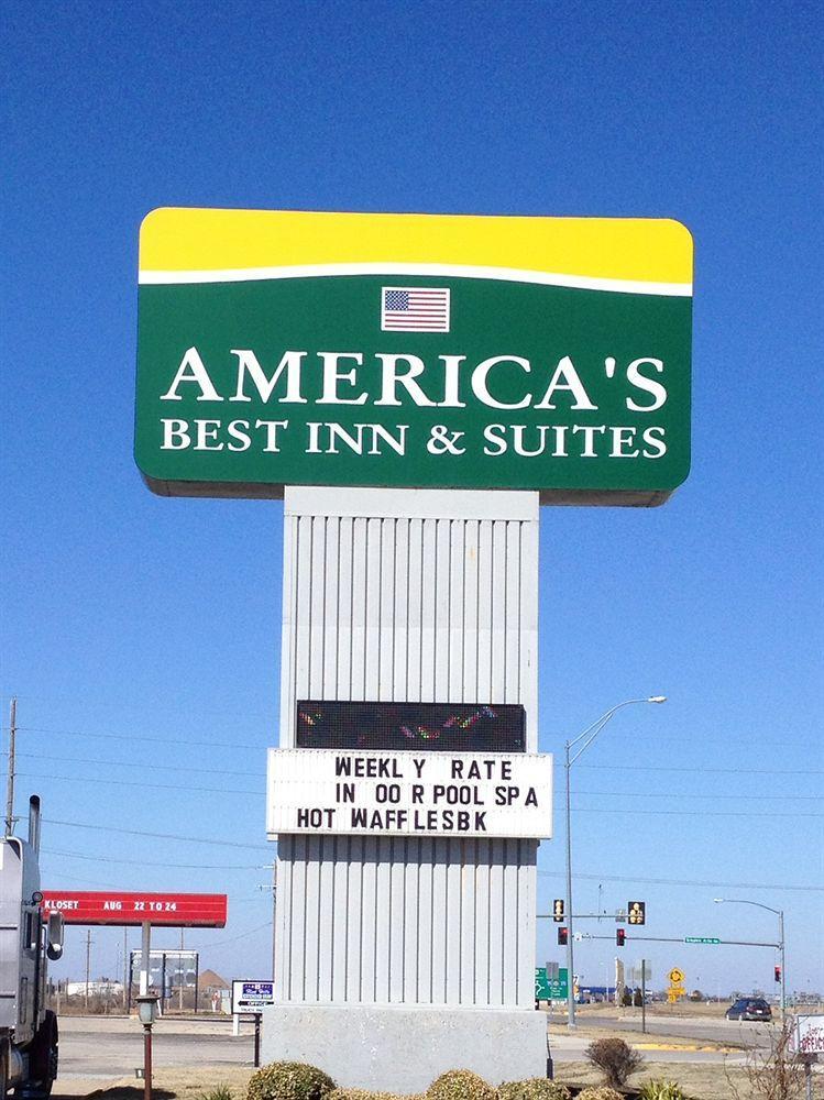 America'S Best Inn And Suites Emporia Exteriör bild