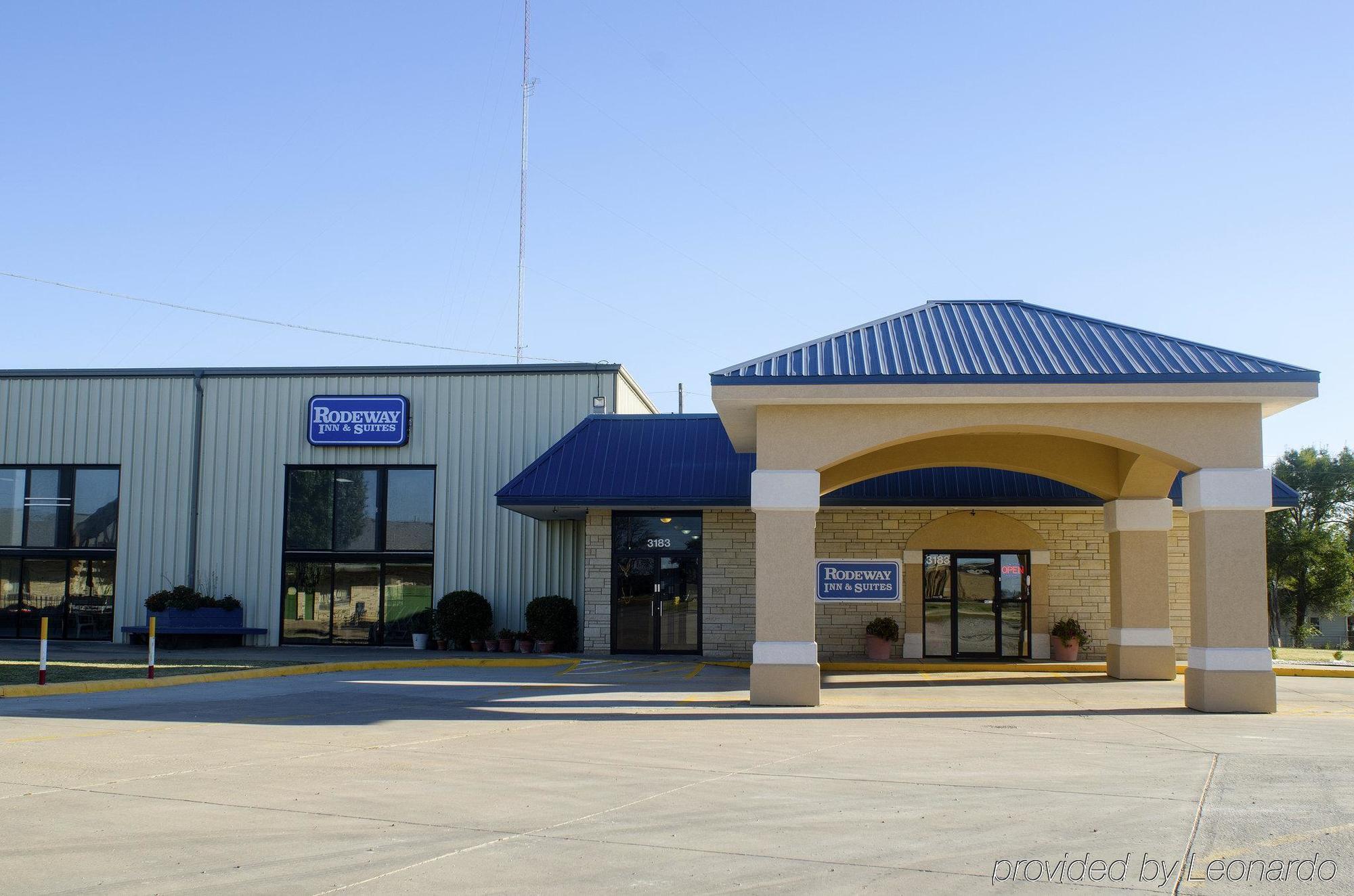 America'S Best Inn And Suites Emporia Exteriör bild