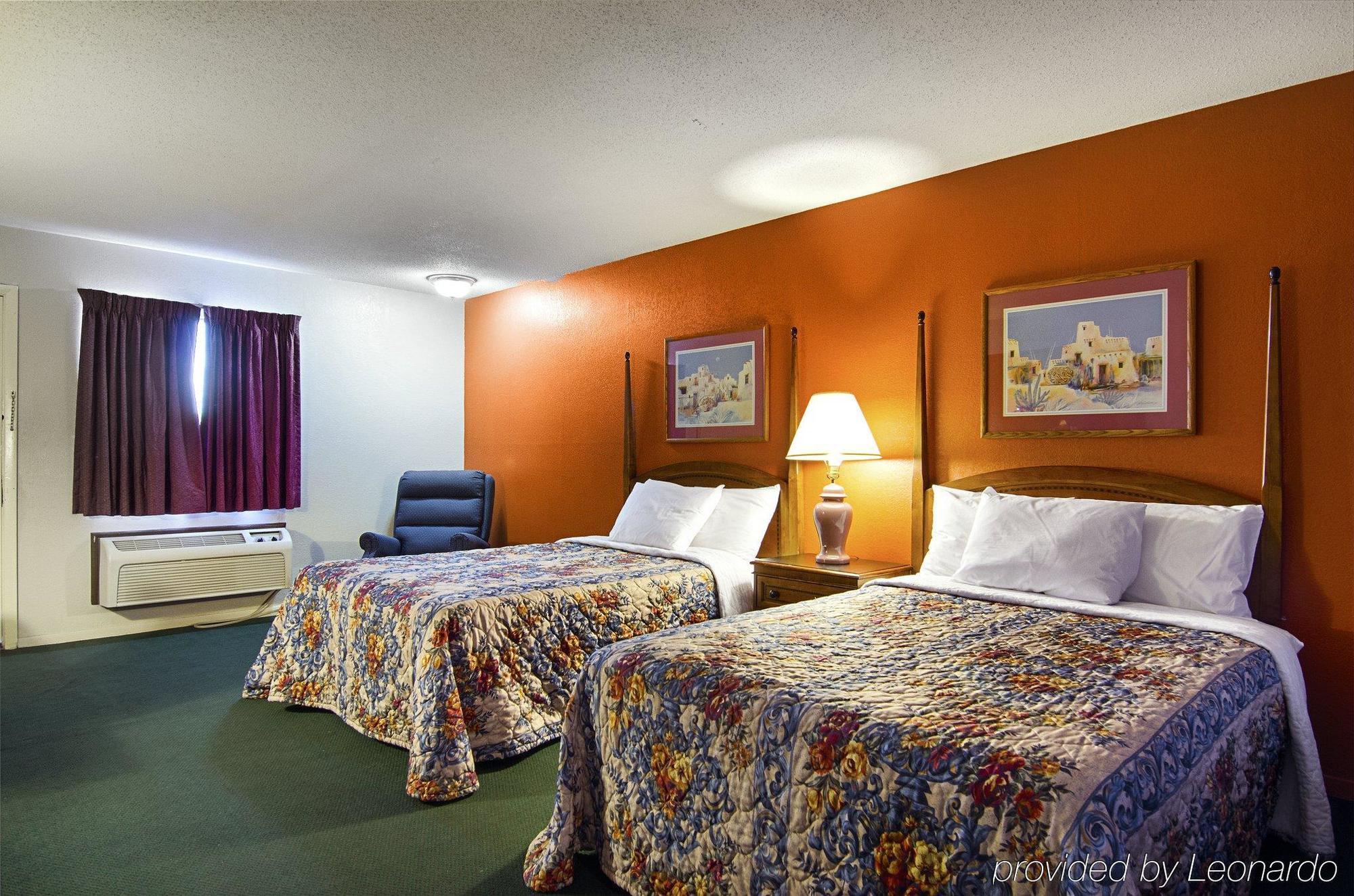 America'S Best Inn And Suites Emporia Exteriör bild