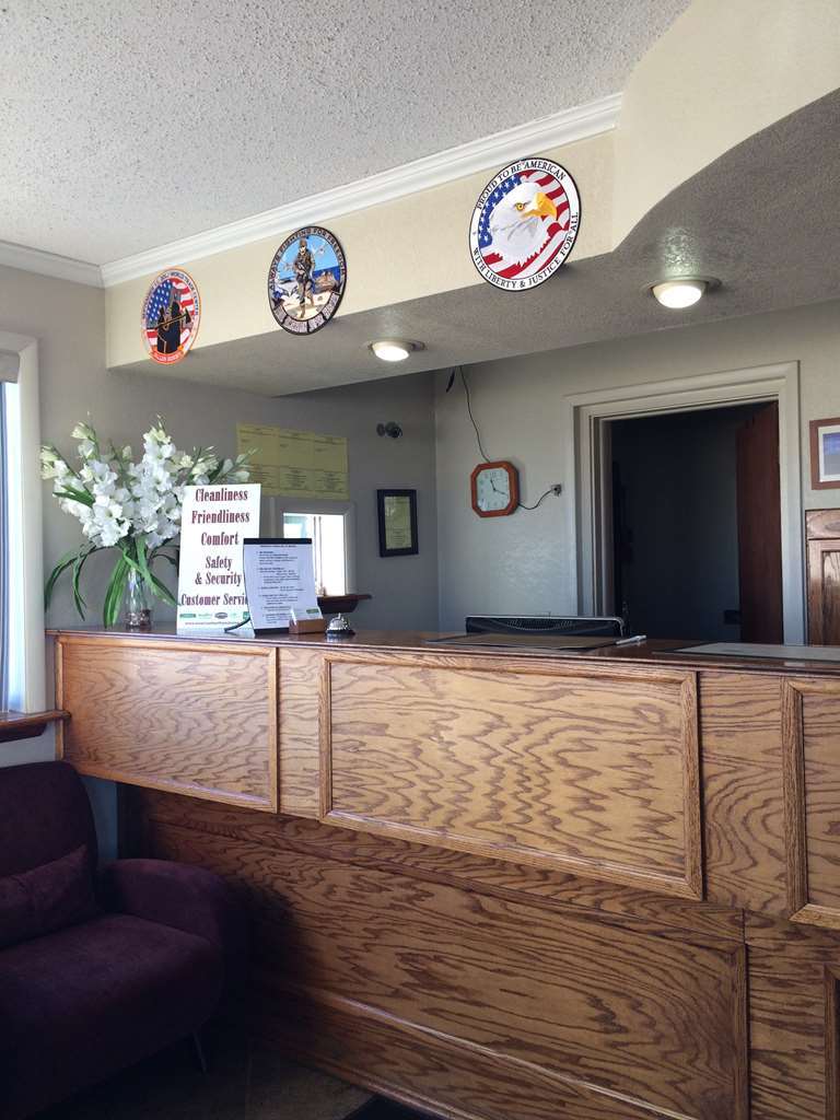 America'S Best Inn And Suites Emporia Inreriör bild