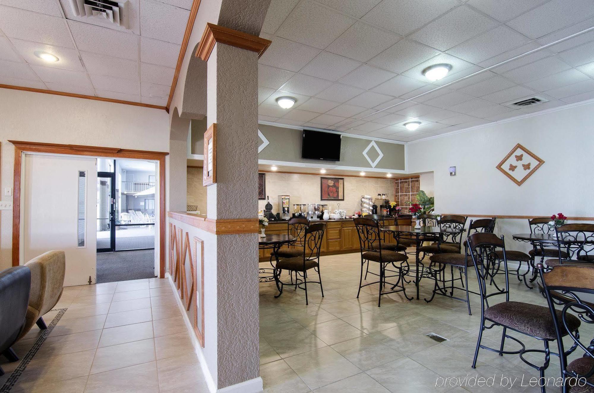 America'S Best Inn And Suites Emporia Exteriör bild